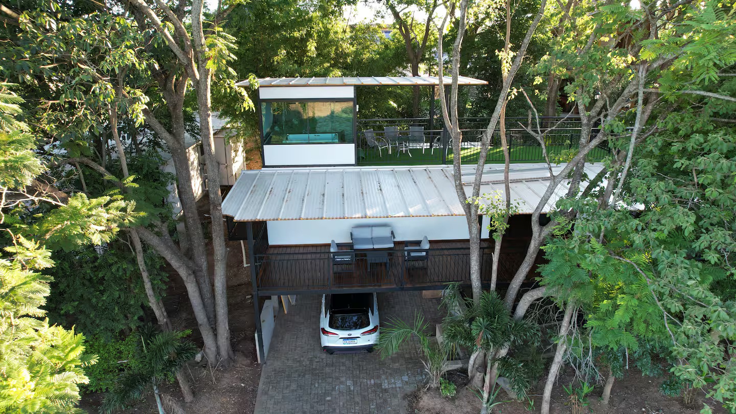 Casa Container com Hidromassagem