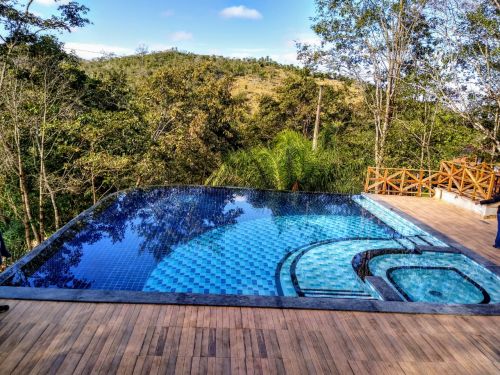 Parque das Cachoeiras: Balneário + Piscina