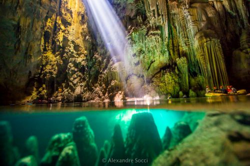 Abismo Anhumas Mergulho: Batismo ou Credenciado